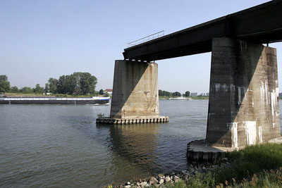 Restant Gernsheim Brug #2