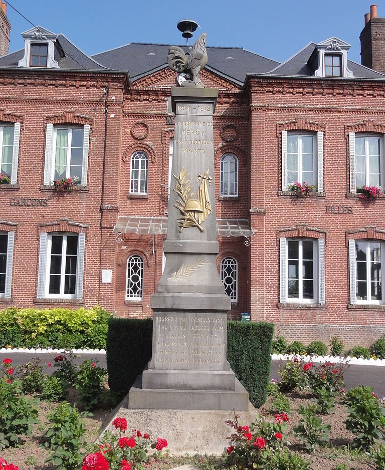 War Memorial Gercy #1