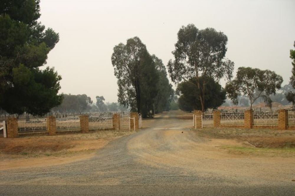 Commonwealth War Grave Finley General Cemetery