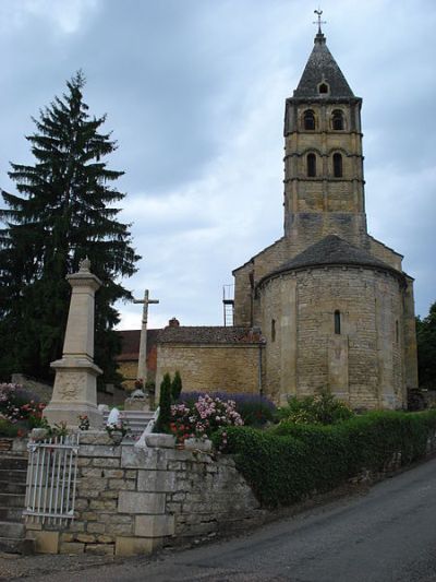 Oorlogsmonument Vareilles #1