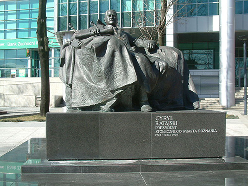Monument Cyril Ratajski #1