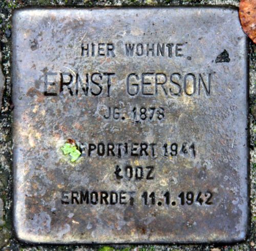 Stolpersteine Schtzallee 45 #2