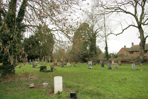Commonwealth War Grave St Denys Churchyard #1