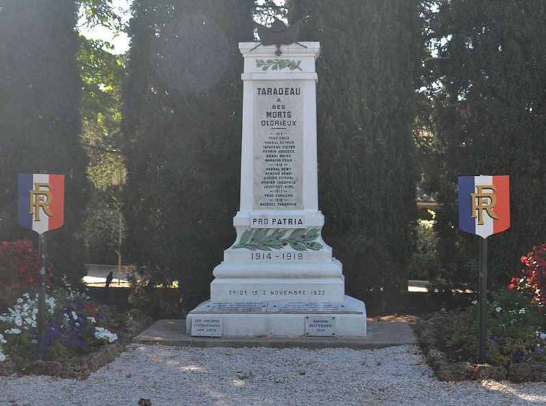 War Memorial Taradeau #1