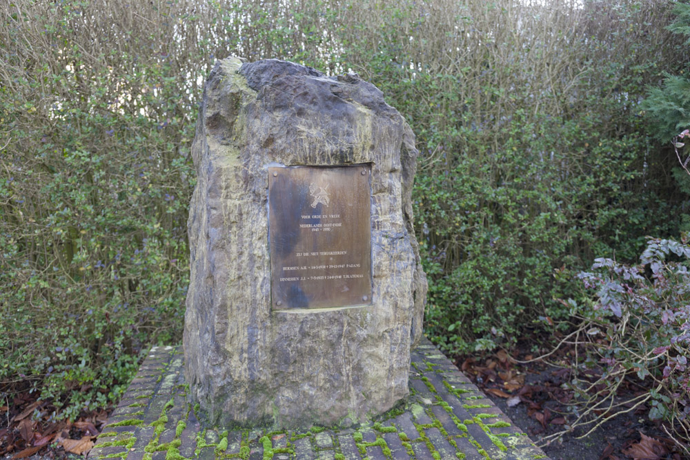 War Memorial Gennep #4