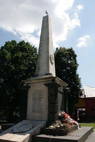 Mass Grave Soviet Soldiers Lucenec #2