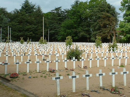 French War Cemetey La Chauvinière