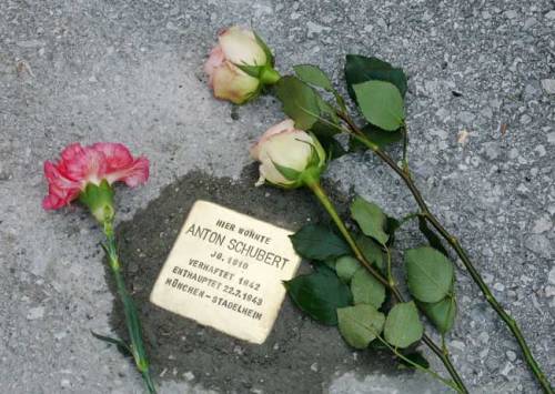 Stolperstein Stadlhofstrae 8