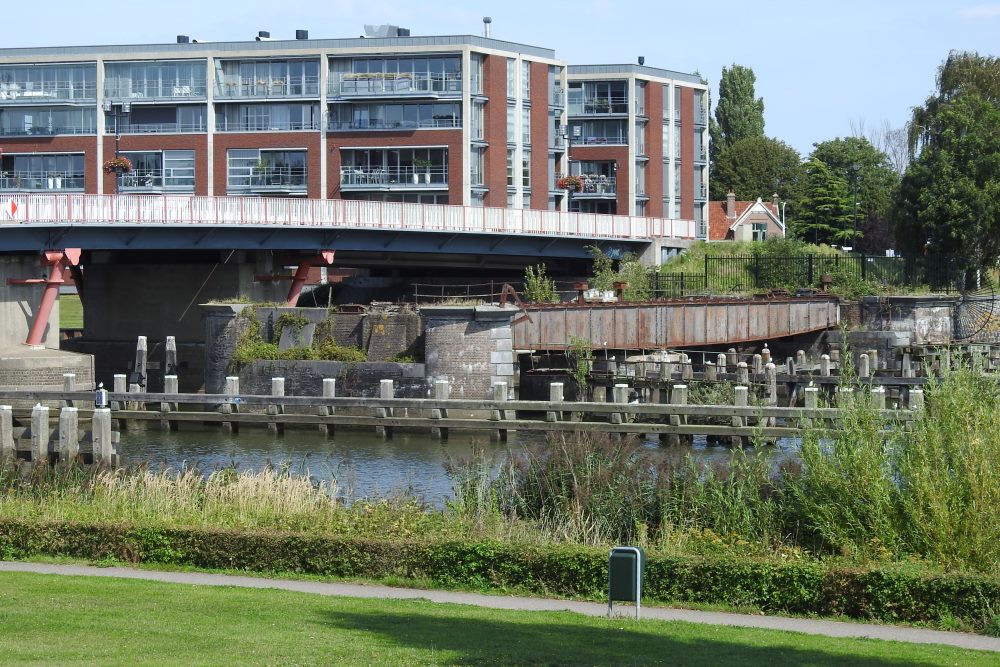 Voormalige Spoorbrug Geertruidenberg #2