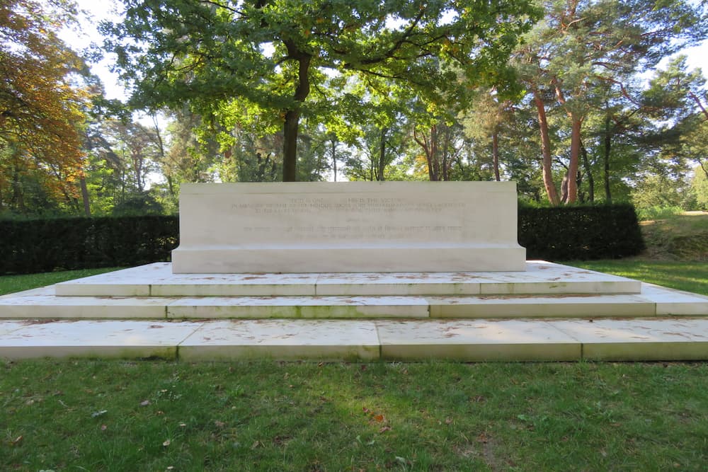 Commonwealth War Cemetery Zehrensdorf (Indian)