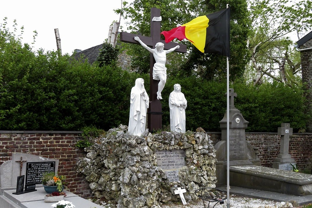 Monument Begraafplaats Saint-Jean-Baptiste Kerk