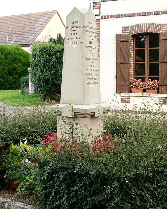 War Memorial Chêne-Arnoult #1