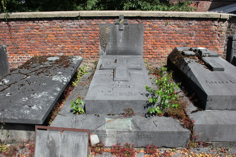 Belgian Graves Veterans Embourg #1