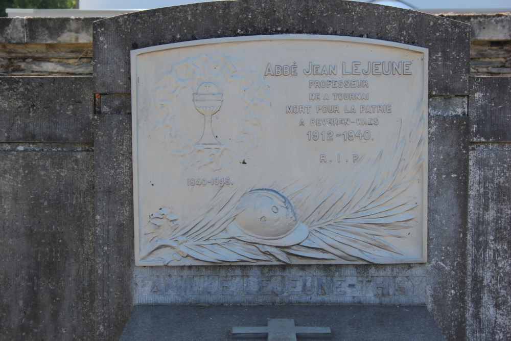 Belgian War Graves Neufchteau #5