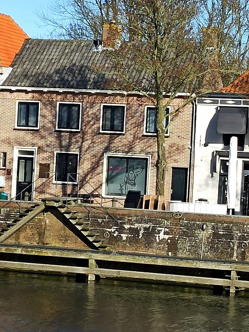 Airplane Bomb Oostkade #2