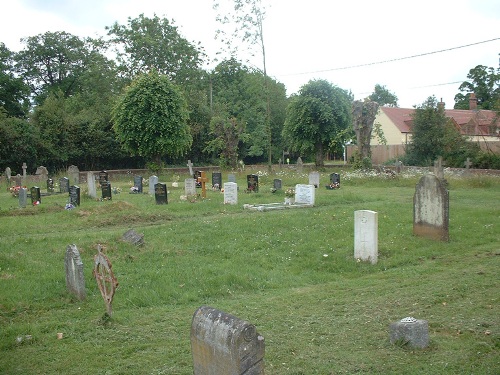 Commonwealth War Graves Christ Church Churchyard