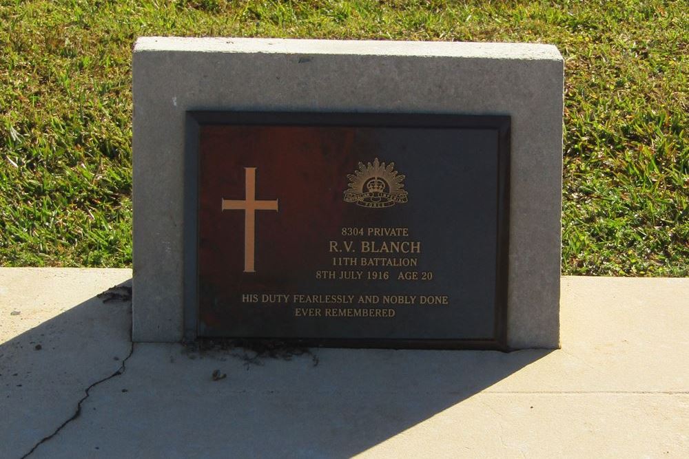 Commonwealth War Graves Rous Cemetery