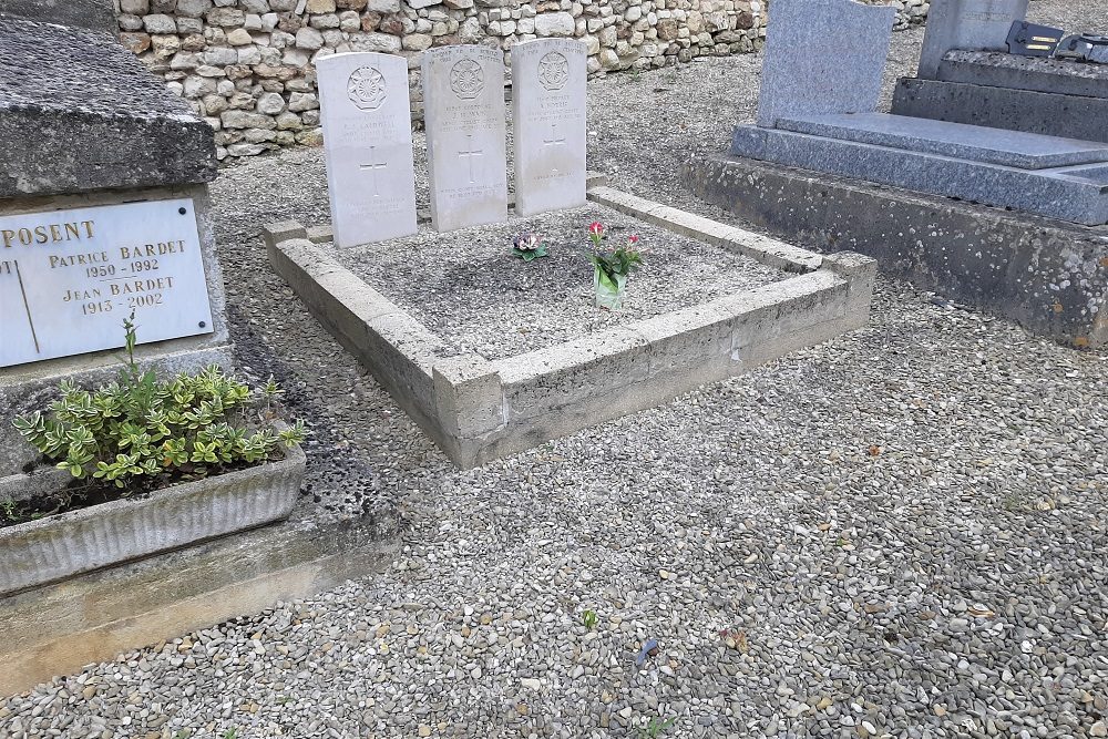 Oorlogsgraven van het Gemenebest Kerkhof Vandières #2