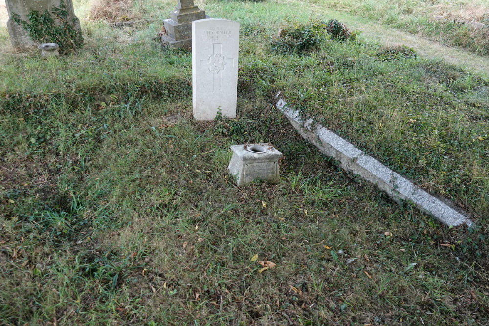 Commonwealth War Graves Teignmouth Cemetery #3