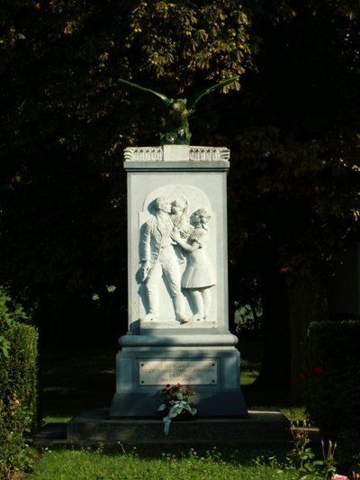 Oorlogsmonument Kéménd #3
