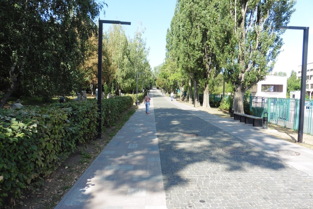 Road of Sorrow at Babi Yar