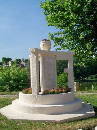 Resistance Memorial Persan #1