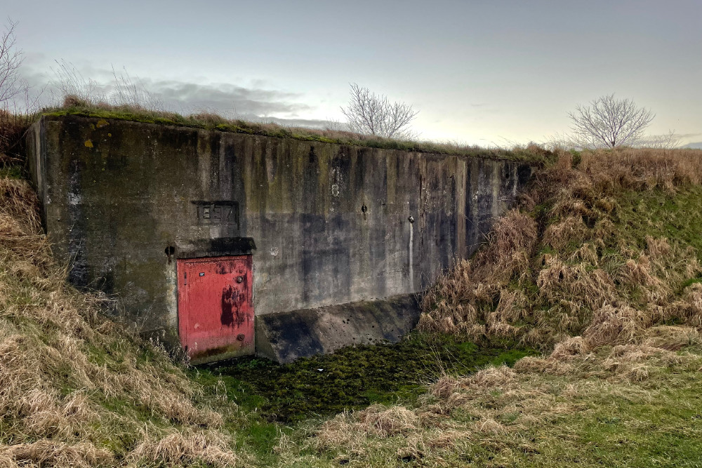 Dutch casemate Geniedijk Hoofddorp #3