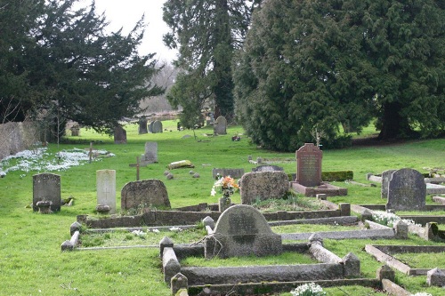 Oorlogsgraf van het Gemenebest Northleach Cemetery #1