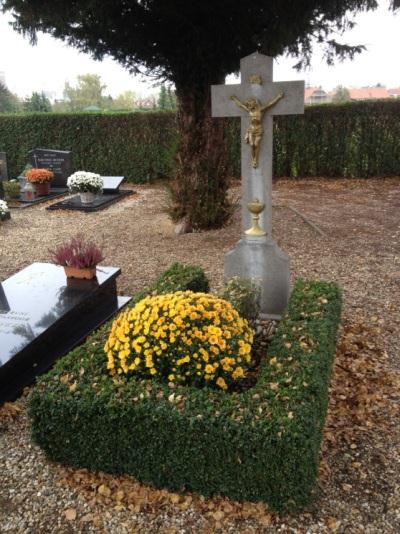 Memorial Grave 'Jan' Johannes Jozef Hendrix #1