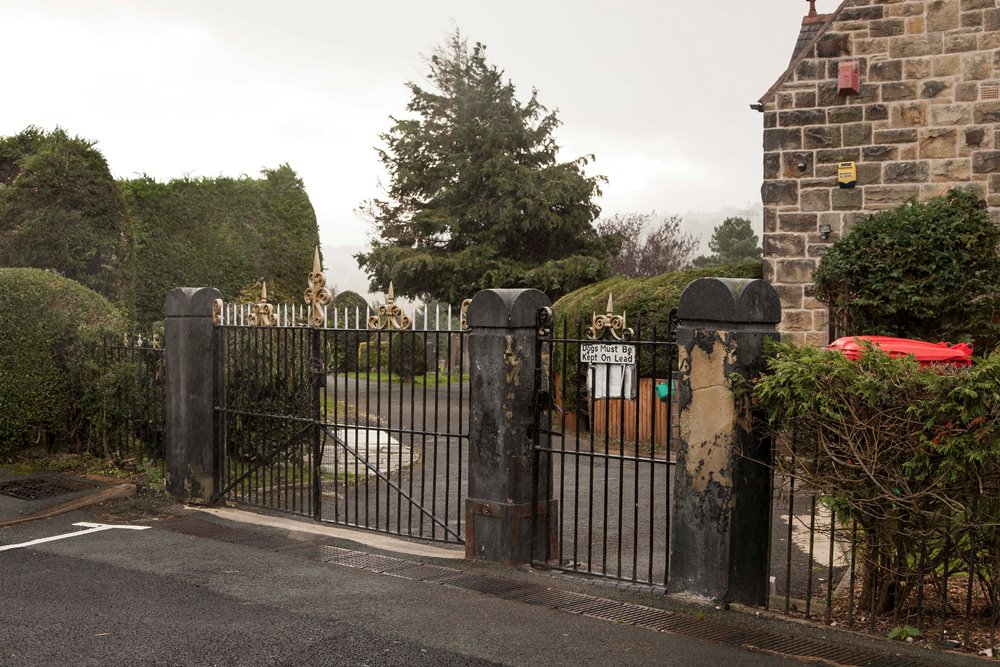 Commonwealth War Graves Coedpoeth Cemetery and Memorial Garden