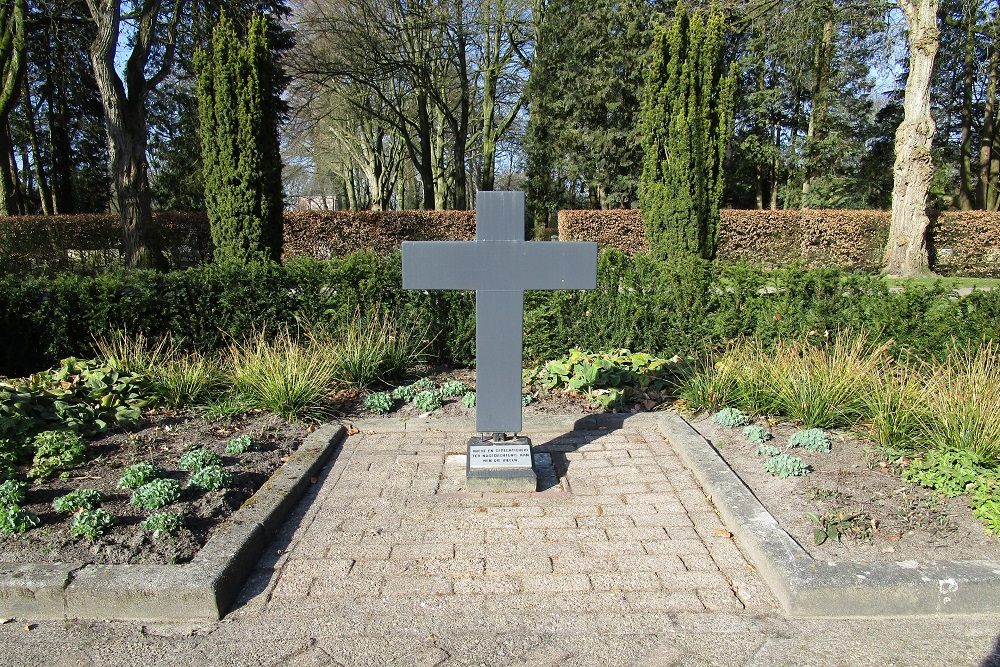 Oorlogsmonument Algemene Begraafplaats Sleen #2