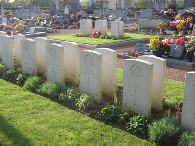 Commonwealth War Graves Salouel
