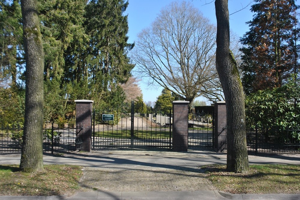 Commonwealth War Graves General Cemetery Nieuw-Dordrecht #3