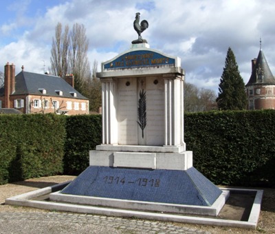 Oorlogsmonument Longecourt-en-Plaine