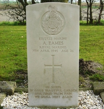 Commonwealth War Graves Protestant Cemetery Oud-Heusden