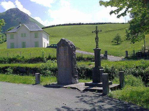 War Memorial Lourdios-Ichère #1
