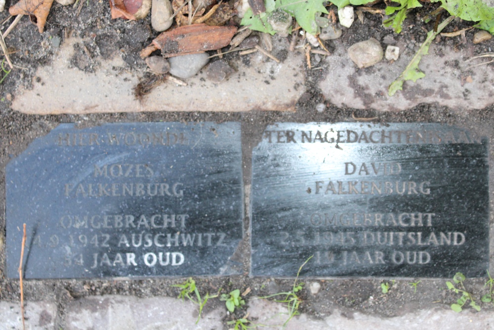 Memorial Stones 1e Johannastraat 1 #2