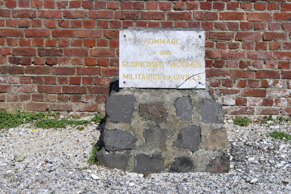 Oorlogsmonument Begraafplaats Harveng #1