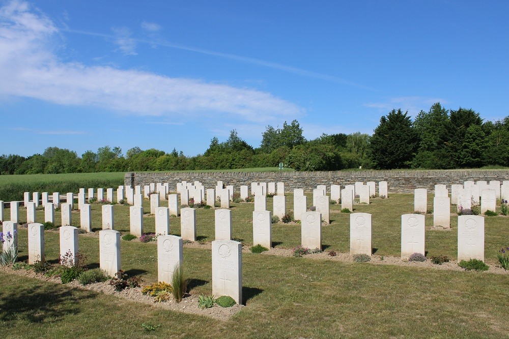 Commonwealth War Cemetery Tigris Lane