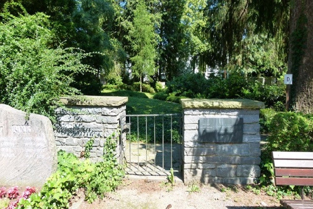 Duitse Oorlogsgraven Begraafplaats Aeschach #1