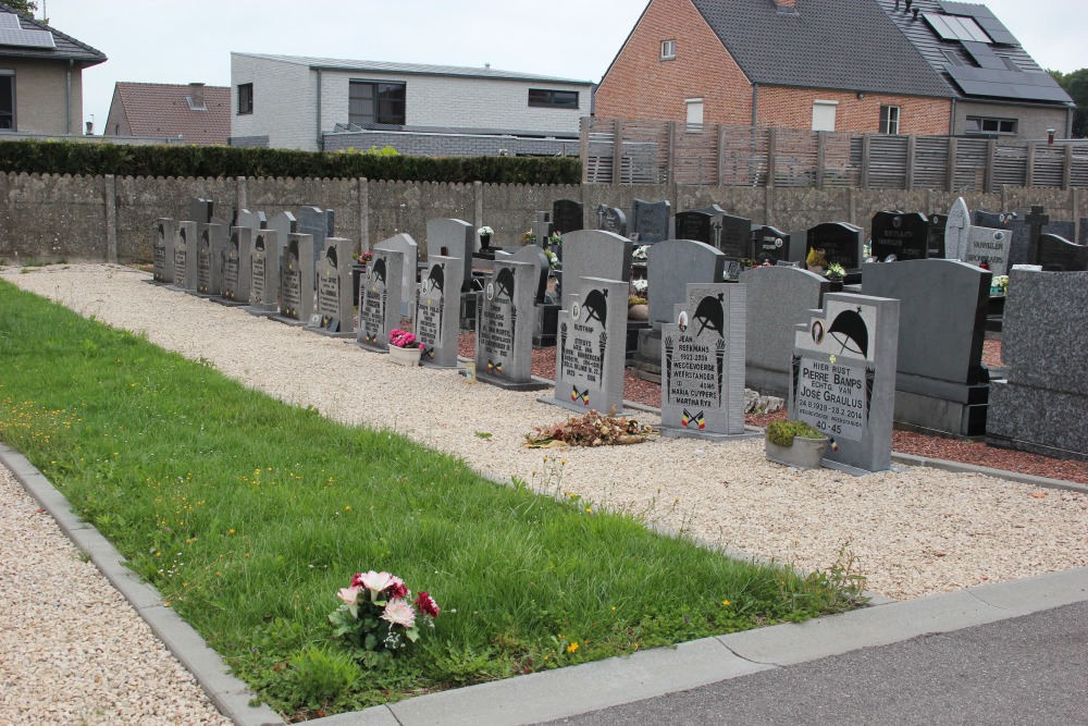 Belgian Graves Veterans Nieuwerkerken #3
