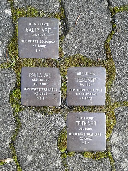 Stolpersteine Hauptstrae 33