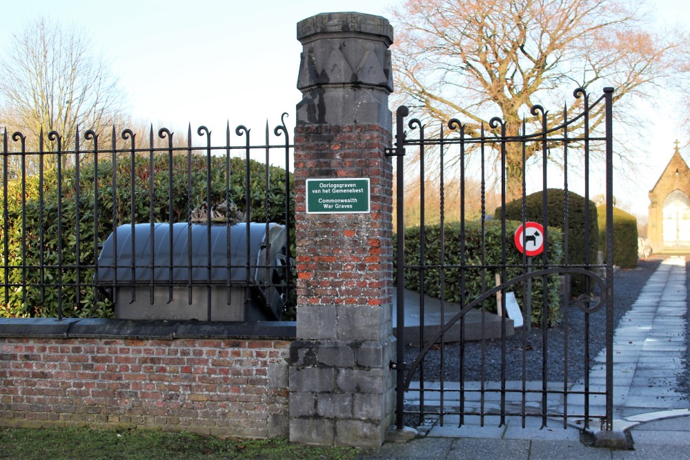Commonwealth War Graves Eksaarde
