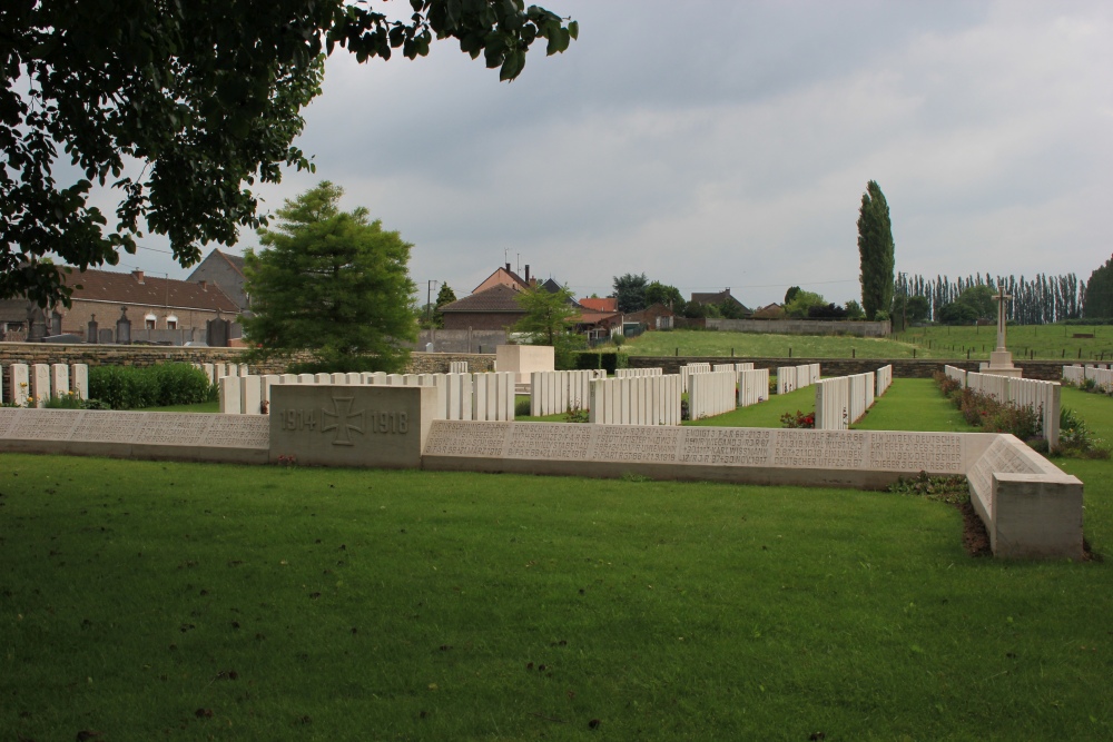 Commonwealth War Graves Moeuvres Extension #2