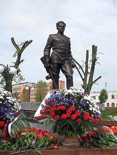 Monument Kapitein S.I. Gusev #1