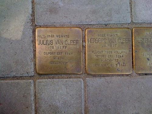 Stolpersteine Maria-Louisen-Strae 63 #1