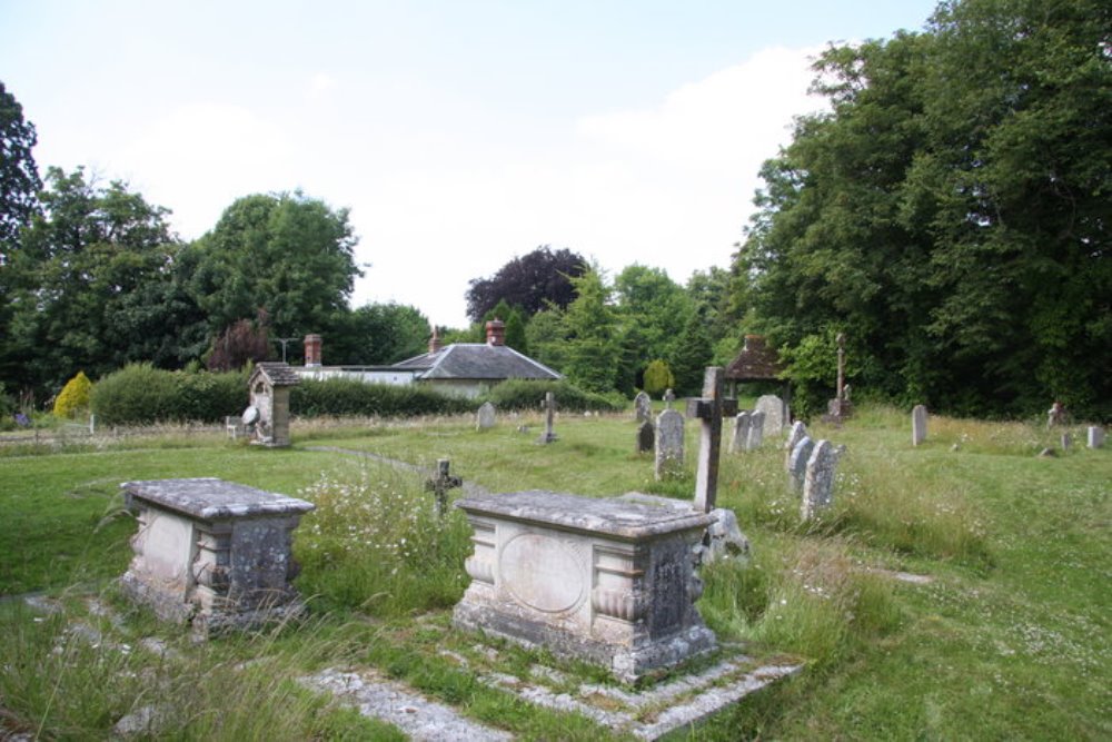 Oorlogsgraf van het Gemenebest St. Michael Churchyard #1