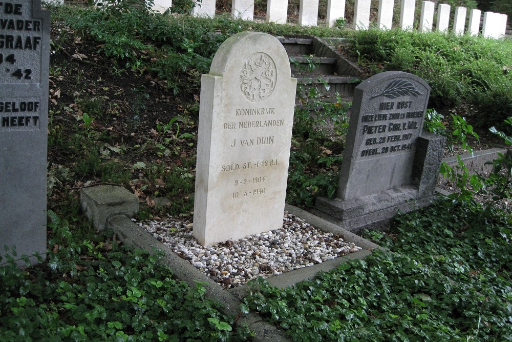 Dutch War Graves General Cemetery Noordwijk #2