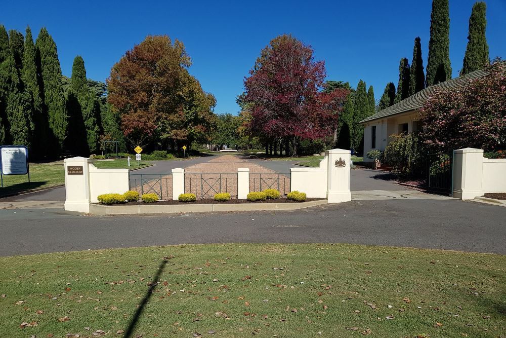 Commonwealth War Graves Woden Public Cemetery