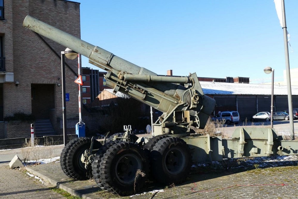 Amerikaanse 203mm Houwitser M1A1 Hasselt